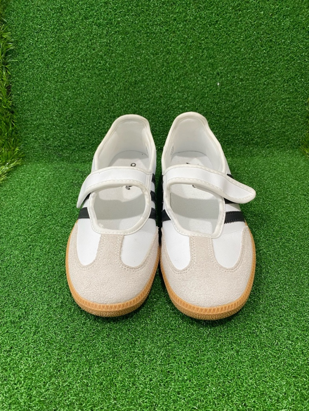adidas Samba Jane Shoes - White Sz 8 Women’s
(Abr 026) - Picture 7 of 13